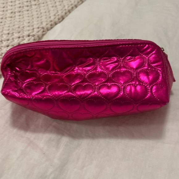 Women’s Cosmetic Makeup Bag - Picture 2 of 4